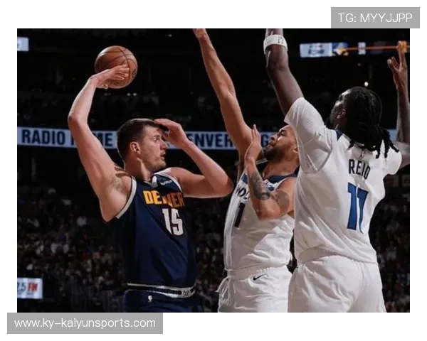 森林狼戈贝尔内线强顶，篮下统治力十足